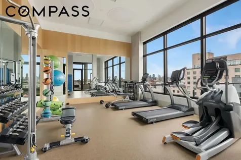 308 N 7th Street New York City NY 11211