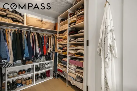 308 N 7th Street New York City NY 11211