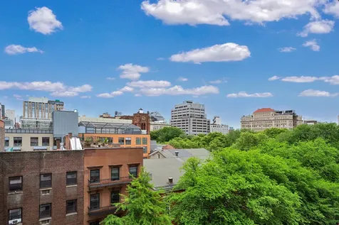 210 E 15th Street New York City NY 10003