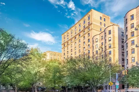 258 Riverside Drive New York City NY 10025