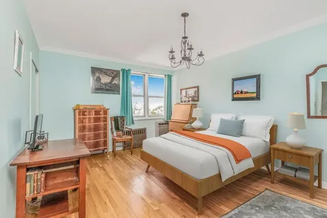 3050 Fairfield Avenue New York City NY 10463
