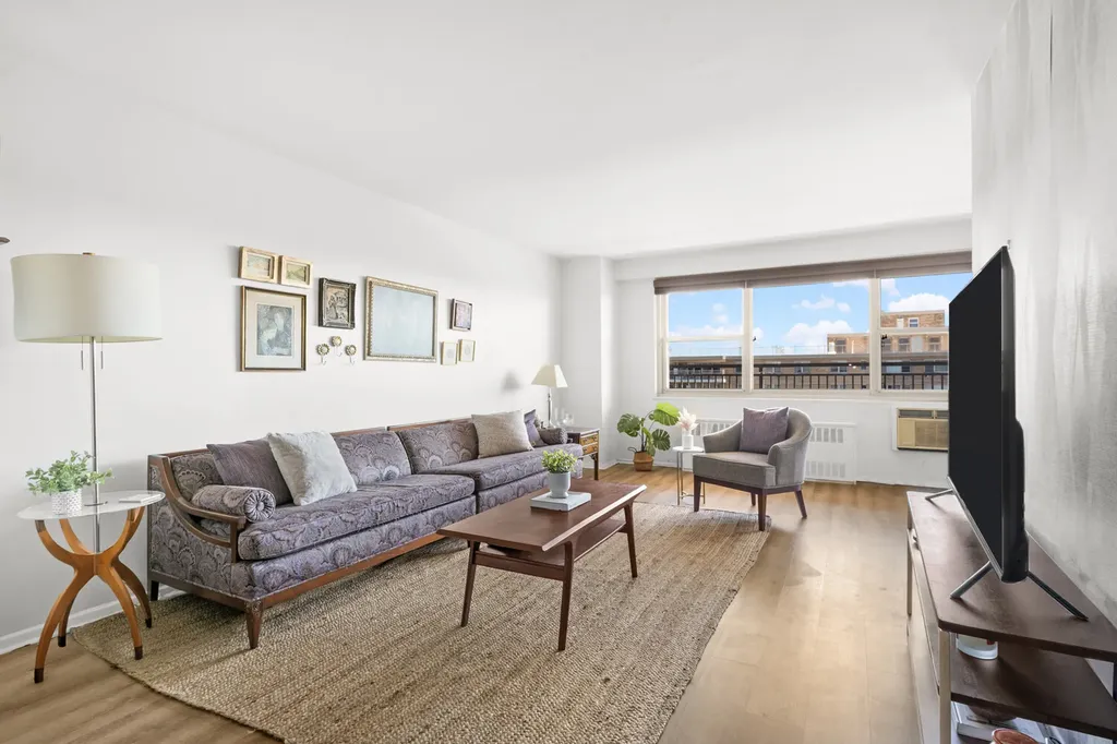 464 Neptune Avenue New York City NY 11224