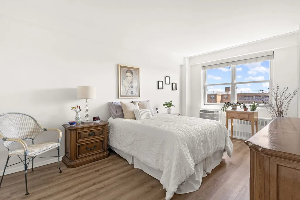 464 Neptune Avenue New York City NY 11224
