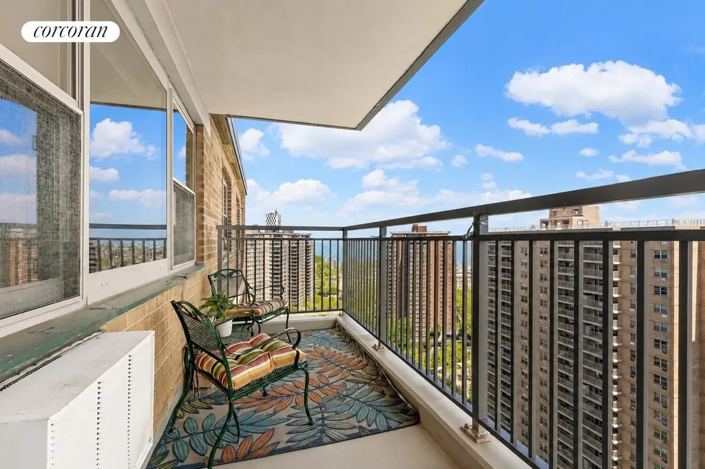 464 Neptune Avenue New York City NY 11224