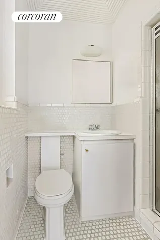 519 E 86th Street New York City NY 10028