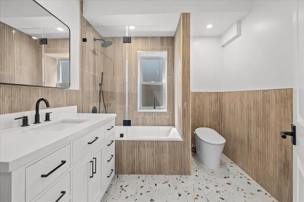 256 Highland Boulevard New York City NY 11207