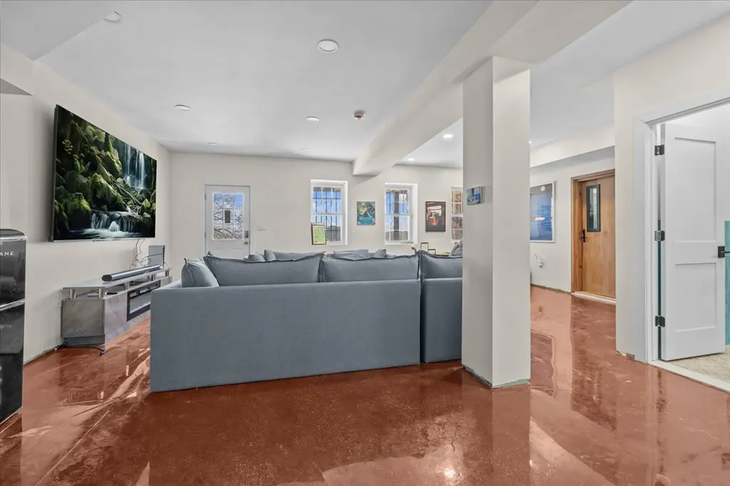 256 Highland Boulevard New York City NY 11207