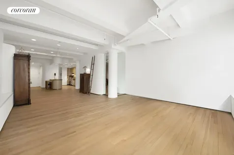 74 5th Avenue New York City NY 10011
