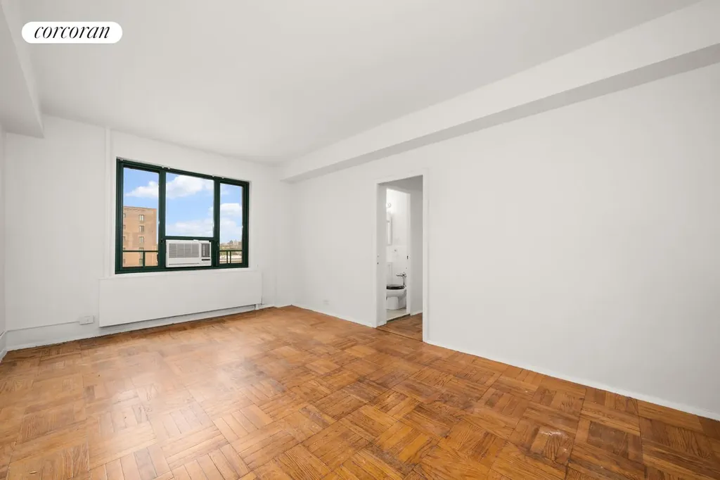 1507 Metropolitan Avenue New York City NY 10462