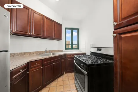 1507 Metropolitan Avenue New York City NY 10462