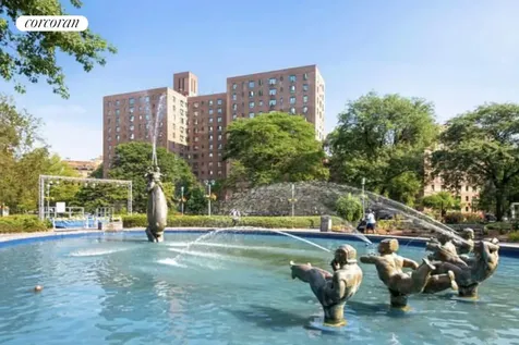 1507 Metropolitan Avenue New York City NY 10462