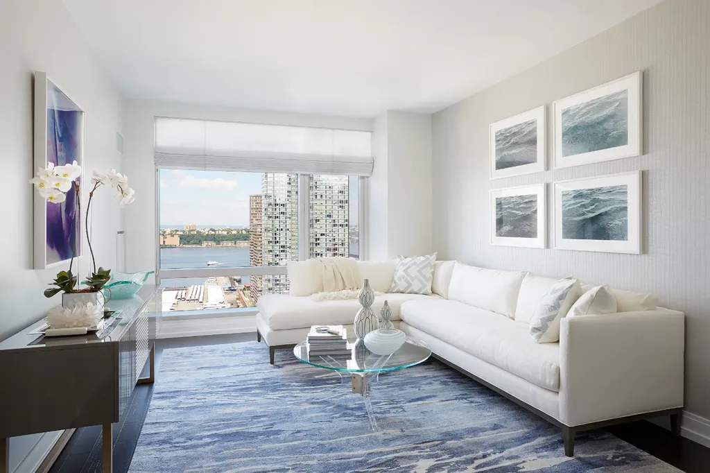 555 10th Avenue New York City NY 10018