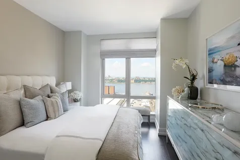 555 10th Avenue New York City NY 10018