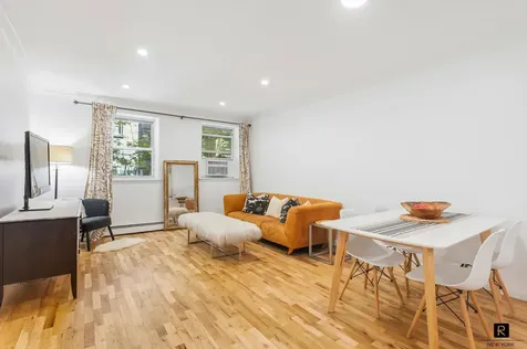 319 E 105th Street New York City NY 10029