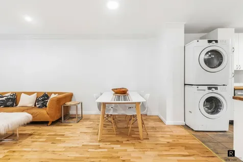 319 E 105th Street New York City NY 10029