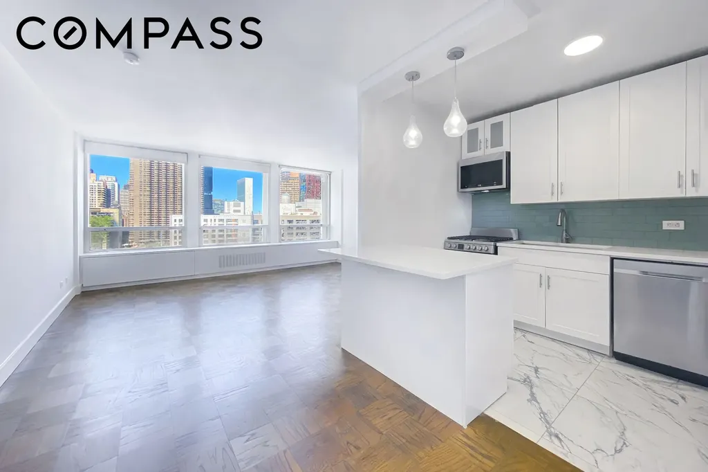 330 E 33rd Street New York City NY 10016