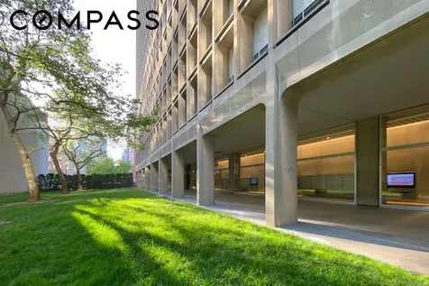 330 E 33rd Street New York City NY 10016