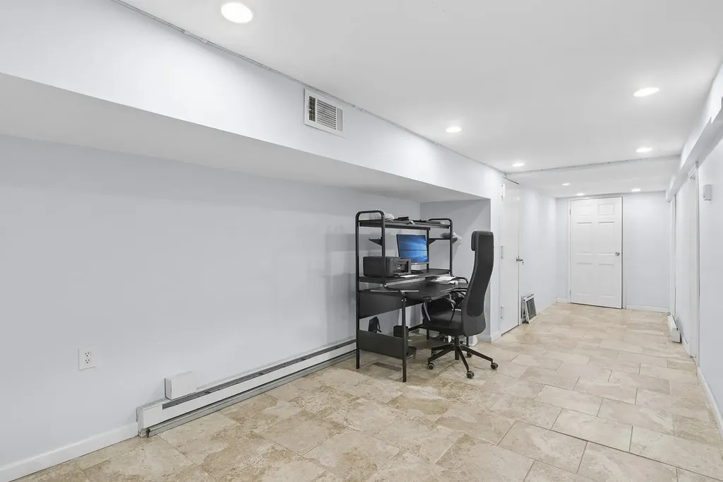 954 Park Place New York City NY 11213