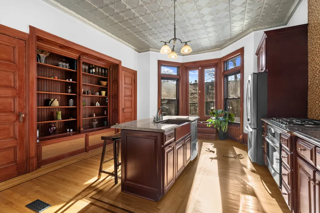 954 Park Place New York City NY 11213