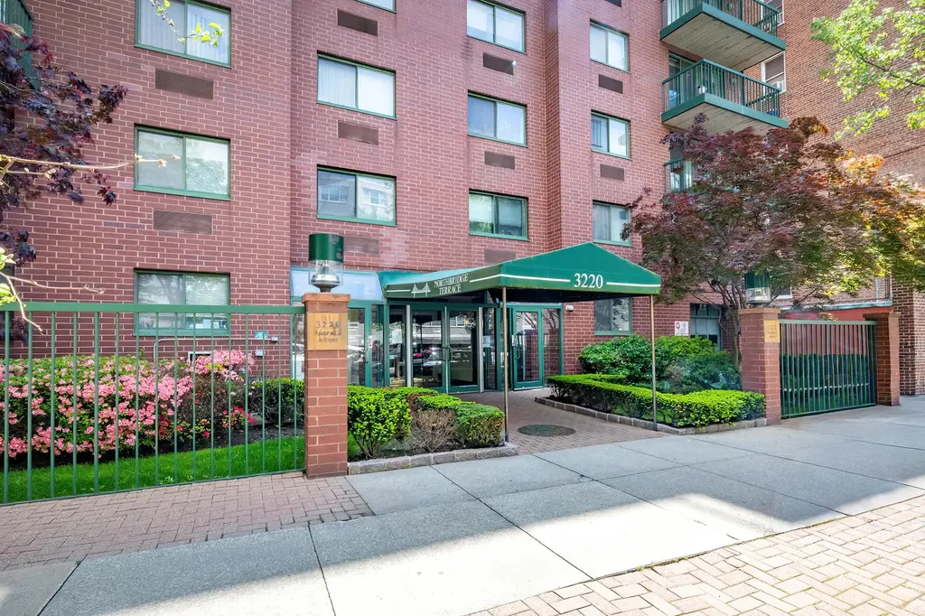 3220 Fairfield Avenue New York City NY 10463