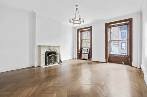 142 E 37th Street New York City NY 10016