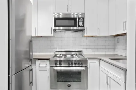 142 E 37th Street New York City NY 10016