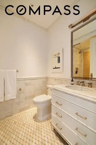 212 W 18th Street New York City NY 10011