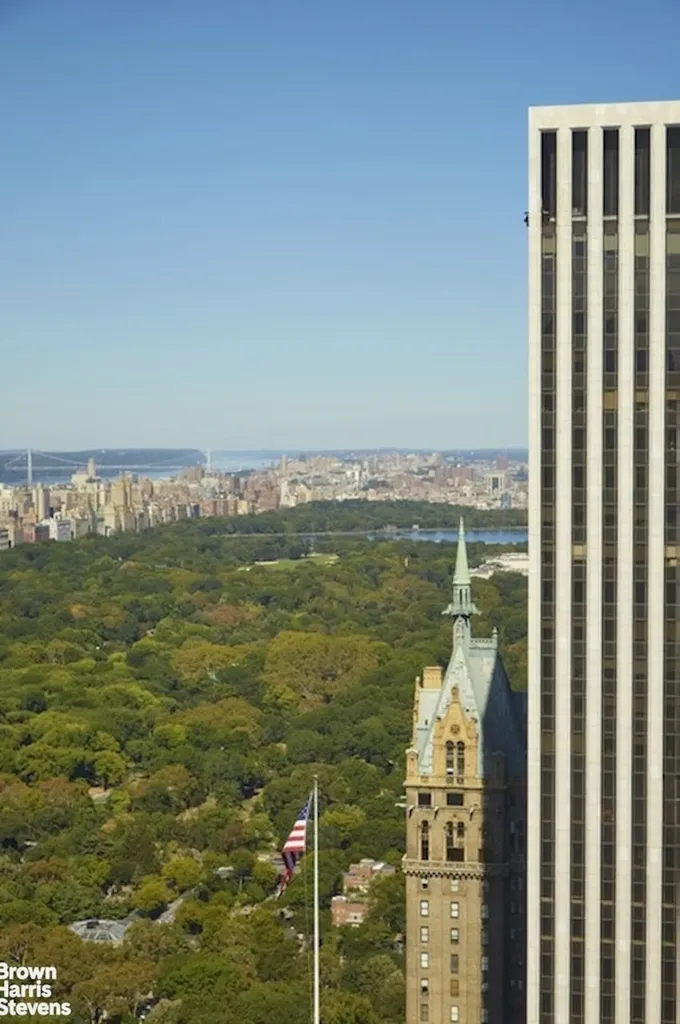 721 5th Avenue New York City NY 10022