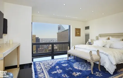 721 5th Avenue New York City NY 10022