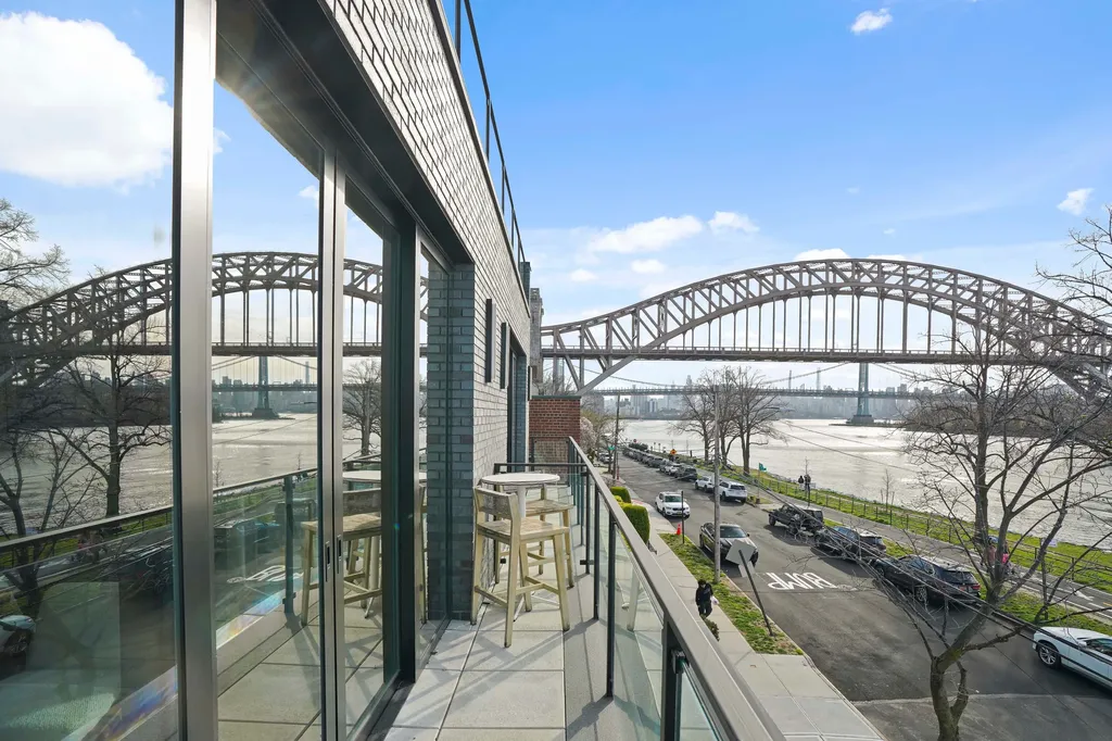 21-31 Shore Boulevard New York City NY 11105