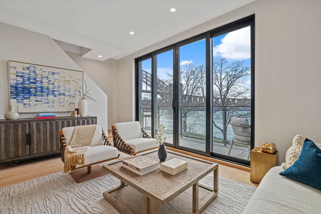 21-31 Shore Boulevard New York City NY 11105