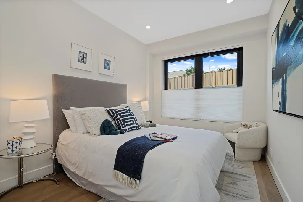 21-31 Shore Boulevard New York City NY 11105