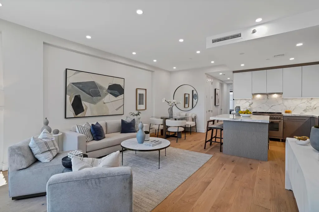 21-31 Shore Boulevard New York City NY 11105