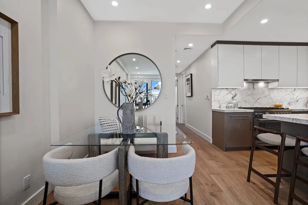 21-31 Shore Boulevard New York City NY 11105