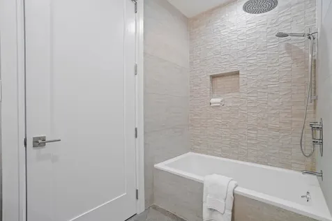 21-31 Shore Boulevard New York City NY 11105