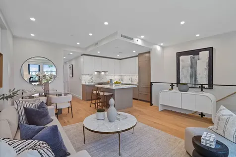 21-31 Shore Boulevard New York City NY 11105