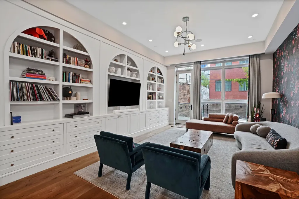 85 Calyer Street New York City NY 11222