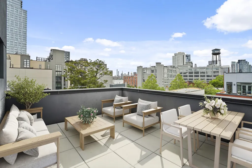 85 Calyer Street New York City NY 11222