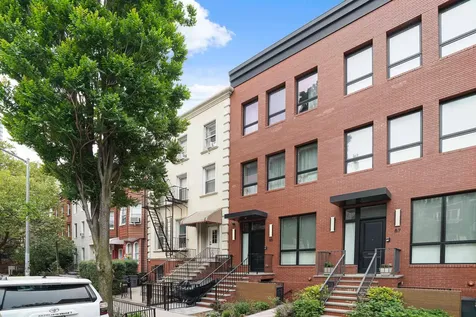 85 Calyer Street New York City NY 11222
