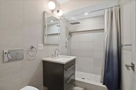 85 Calyer Street New York City NY 11222