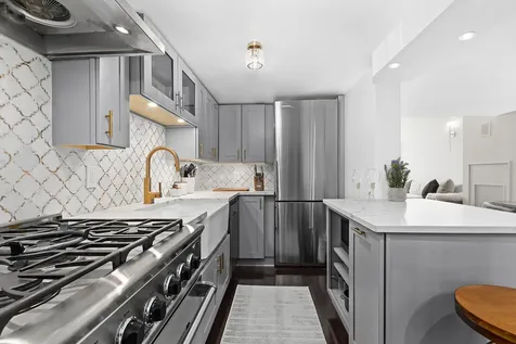 421 Hudson Street New York City NY 10014