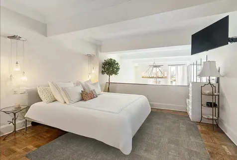 421 Hudson Street New York City NY 10014