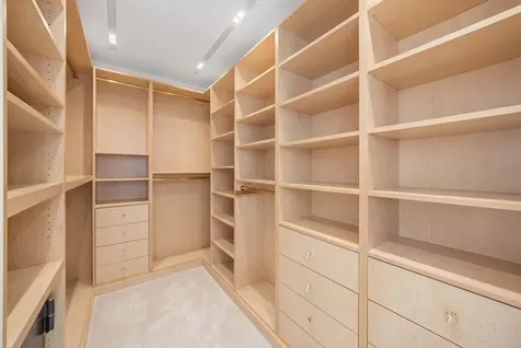 10 Gracie Square New York City NY 10028