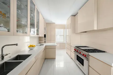 10 Gracie Square New York City NY 10028