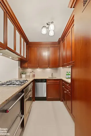 301 E 22nd Street New York City NY 10010