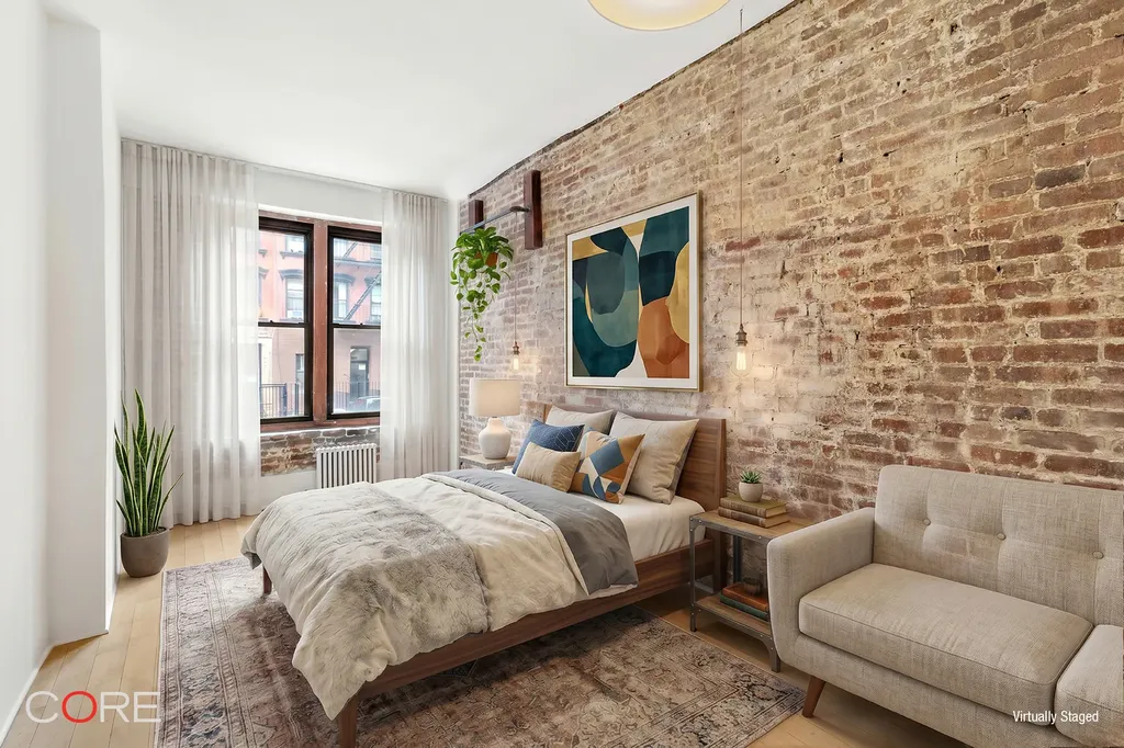 241 E 7th Street New York City NY 10009