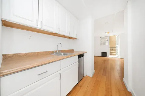 336 W 19th Street New York City NY 10011