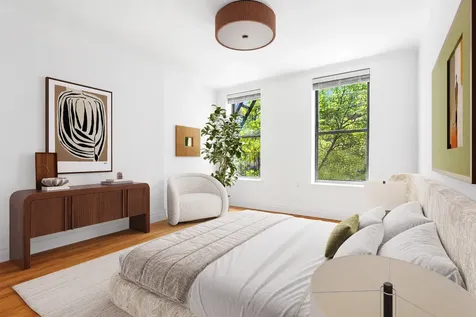 661 10th Avenue New York City NY 10036
