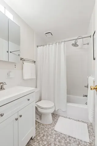 661 10th Avenue New York City NY 10036