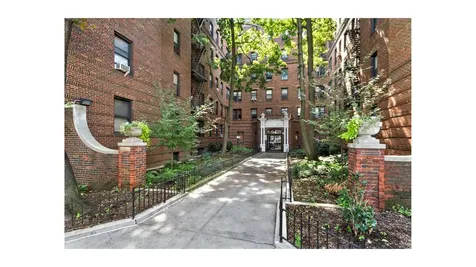 83-10 35th Avenue New York City NY 11372